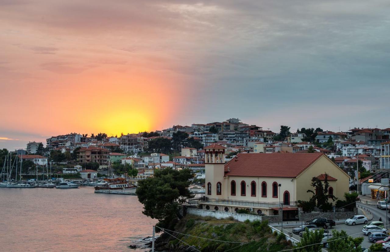 Pela Veranda Exquisite Suites Neos Marmaras Bagian luar foto